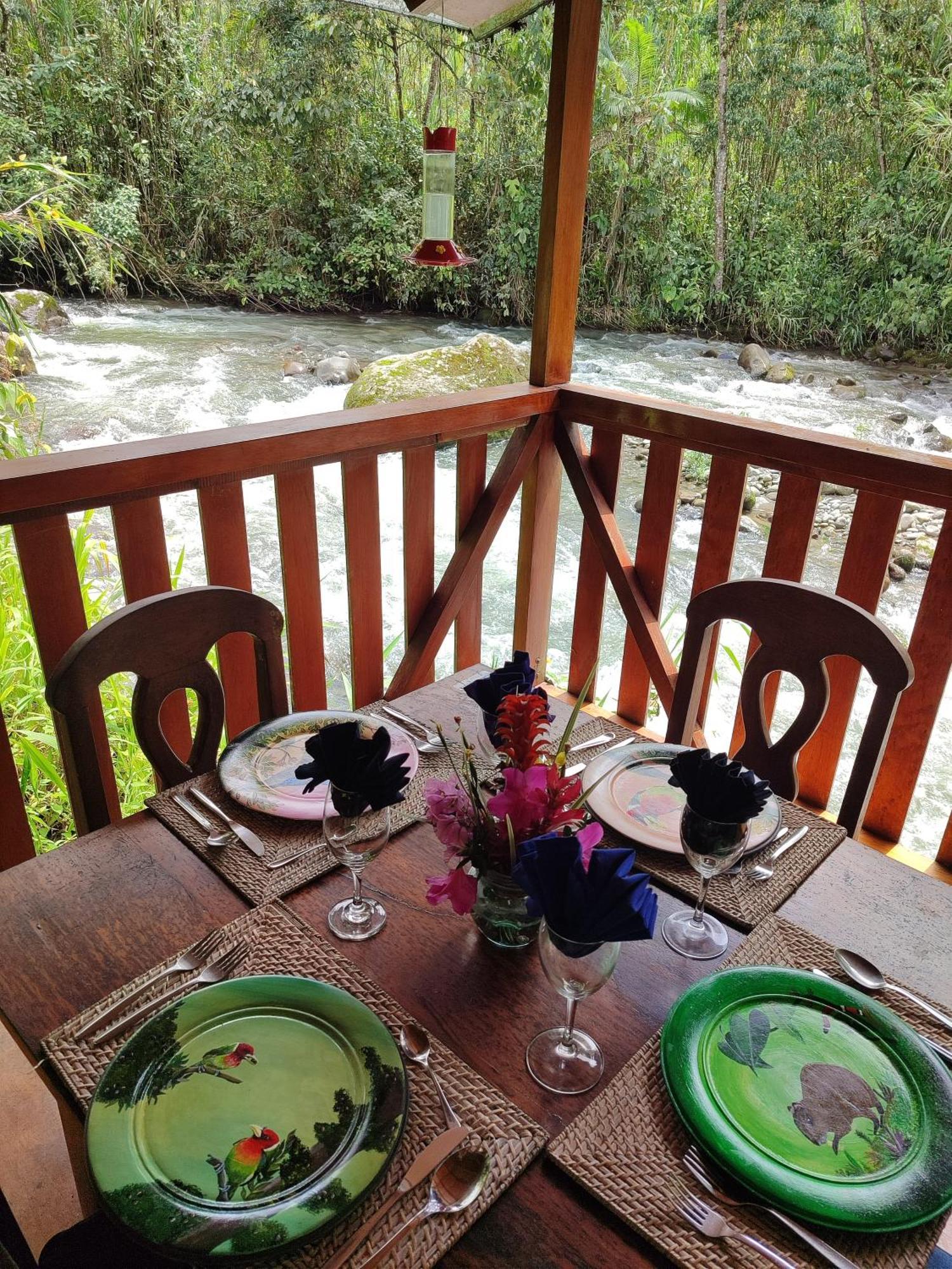 Mindo Garden Lodge And Wildlife Reserve ภายนอก รูปภาพ
