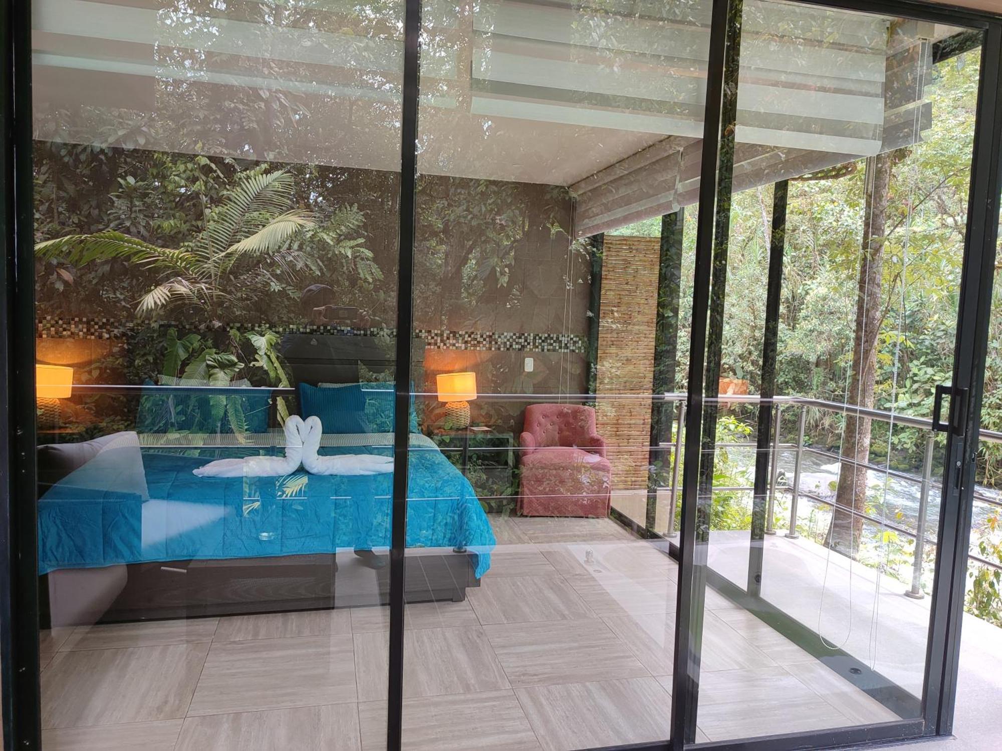 Mindo Garden Lodge And Wildlife Reserve ภายนอก รูปภาพ