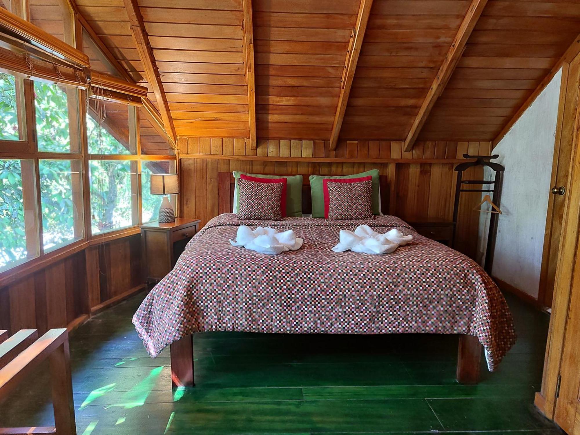 Mindo Garden Lodge And Wildlife Reserve ภายนอก รูปภาพ